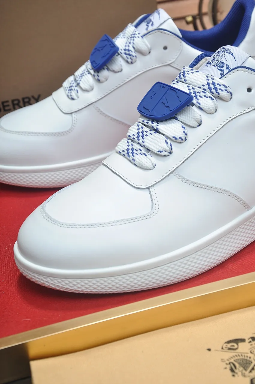 Men's shoes 💰540💶【Burberry】Classic low-top sneakers｜Imported cowhide with classic plaid fabric｜Sheepskin lining｜Original outsole｜Fine workmanship and comfortable to wear Size: 38-44 (customized at 45)